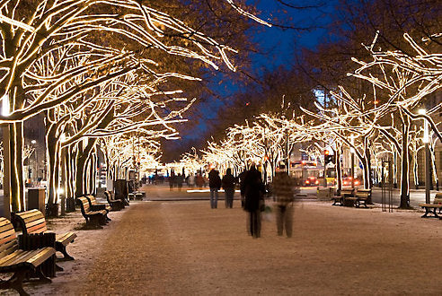 The 5 Best Places to Spend the Holidays Abroad