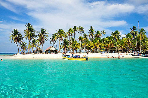 Slow(er) Travel: How to Sail from Panama to Colombia