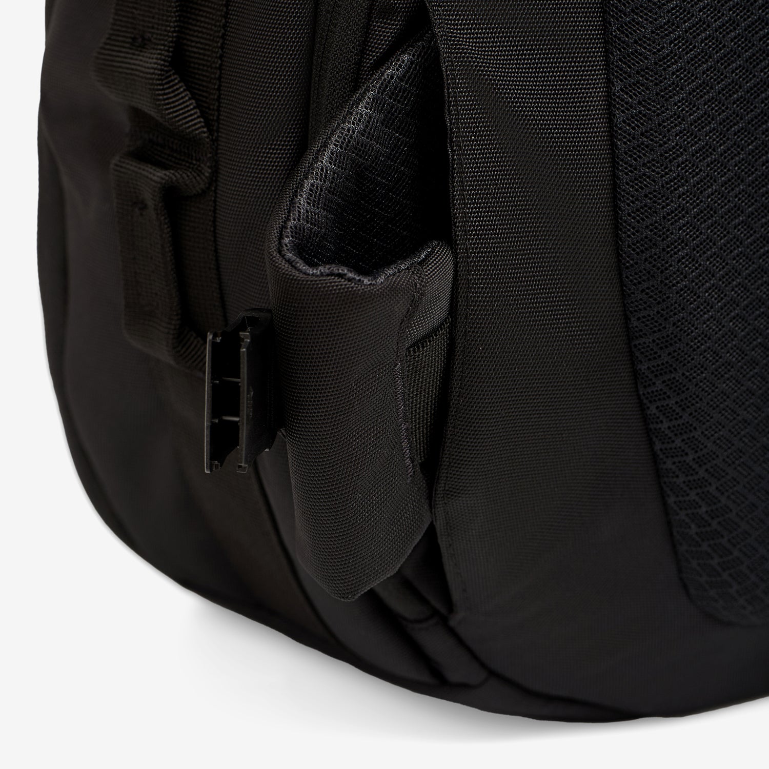 Stowable Hip Belt Eagle Creek Travel Bag